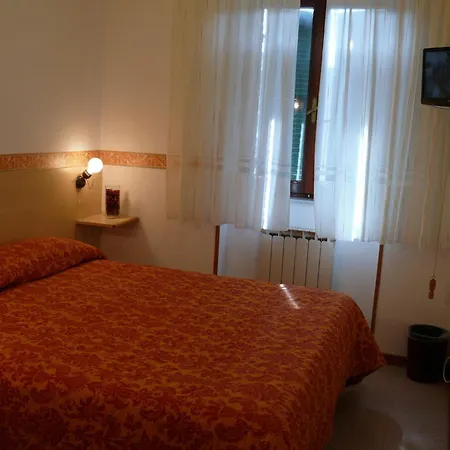 Due Torri 3* サン・セヴェリーノ・マルケ